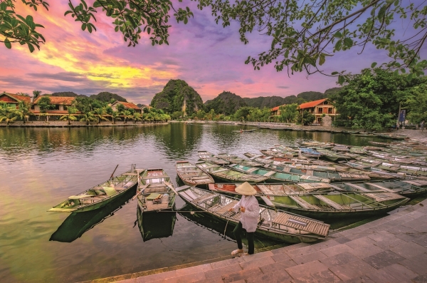 HOA LU TAM COC- SMALL GROUP