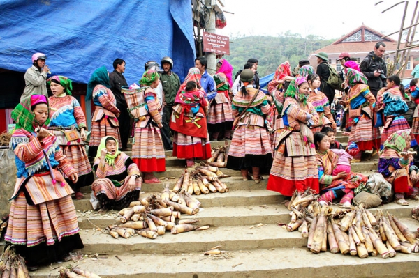 SAPA& ETHNIC MARKETS 3D/4N