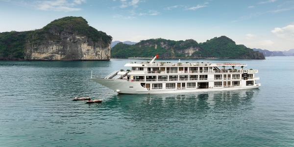 ALISA LUXURY CRUISE